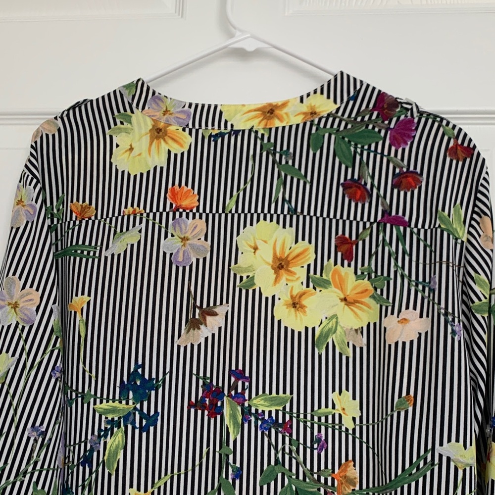 Calvin Klein Blouse - Picture 7 of 10